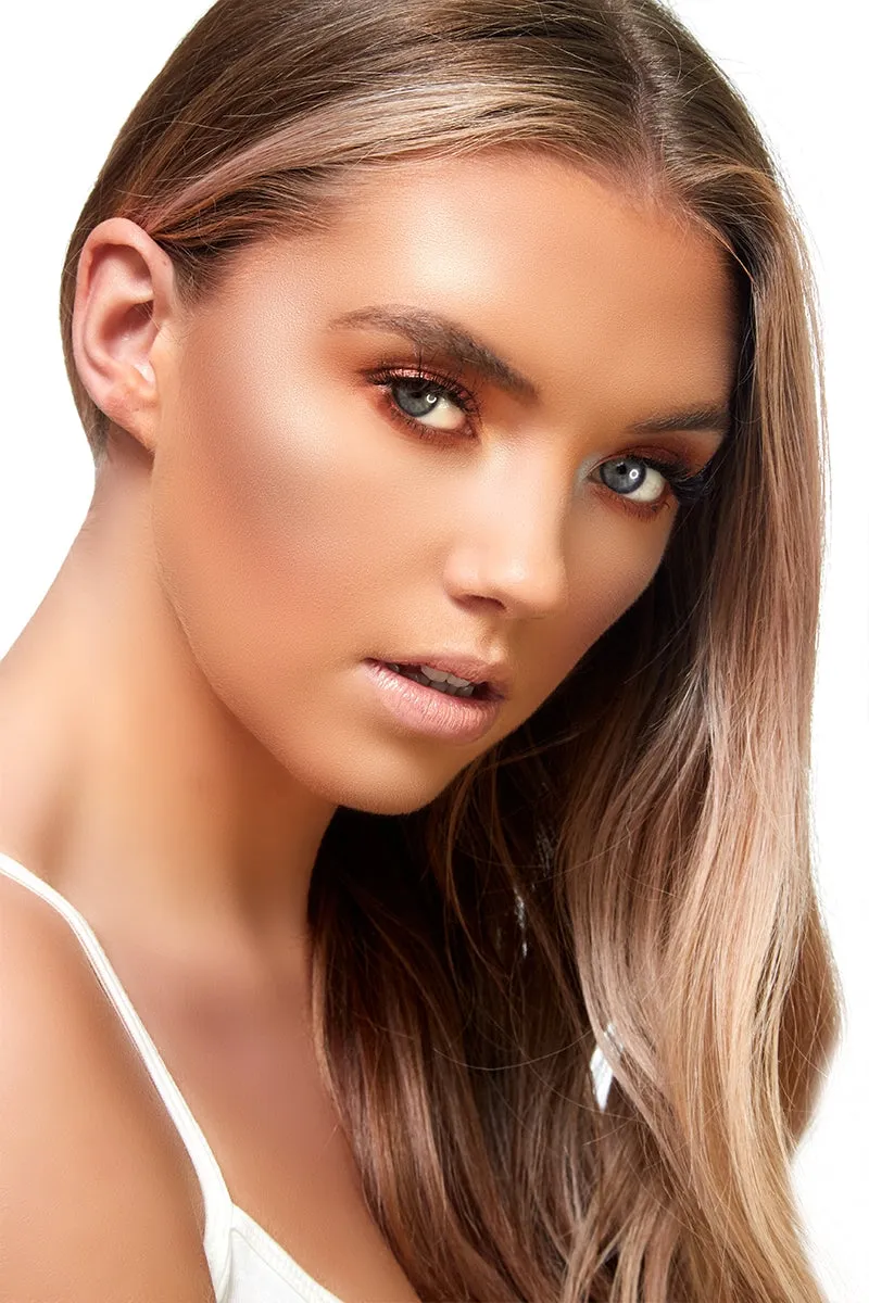 Complexions Fearless Glow Highlighter Palette