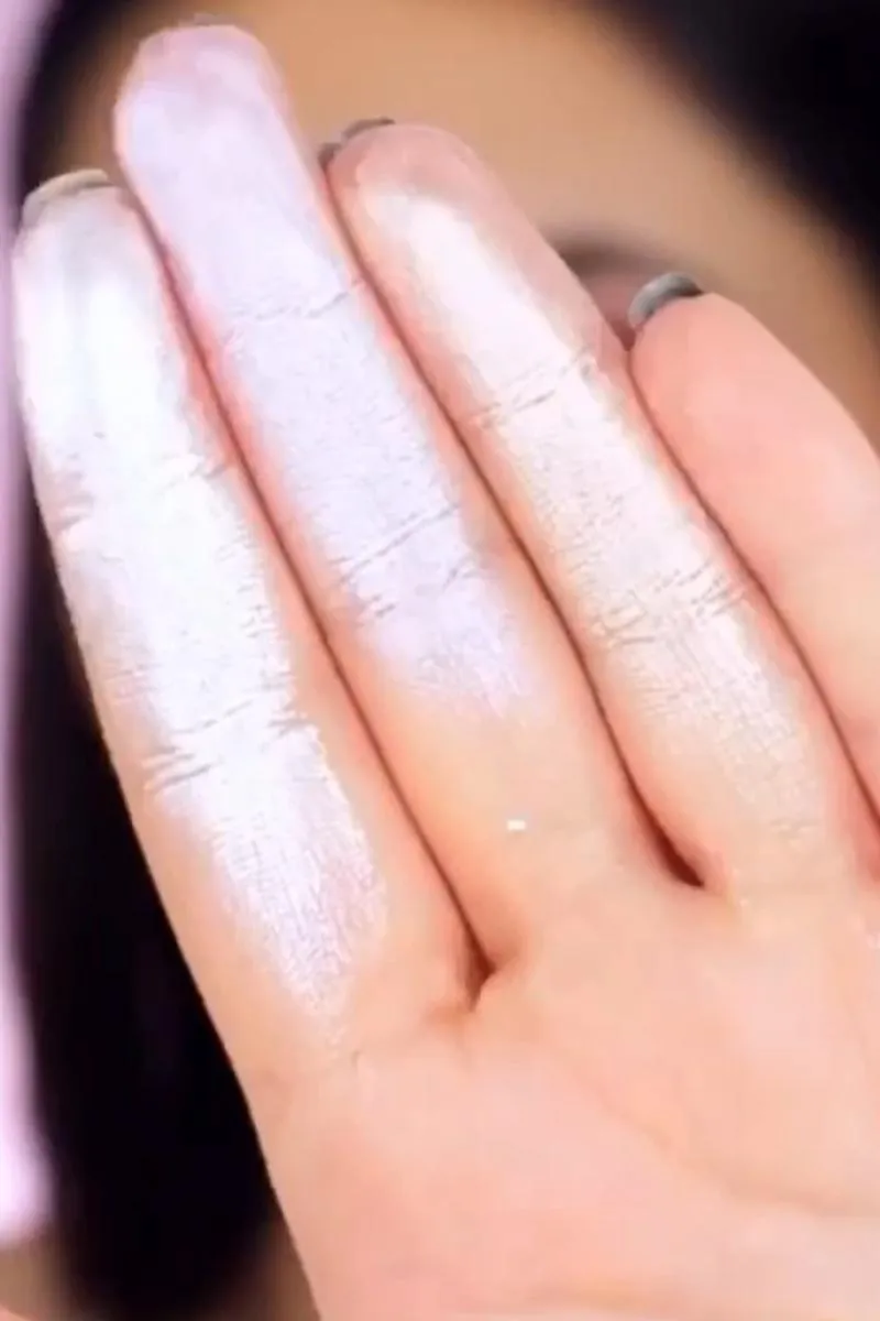 Complexions Natural Glow Highlighter Palette