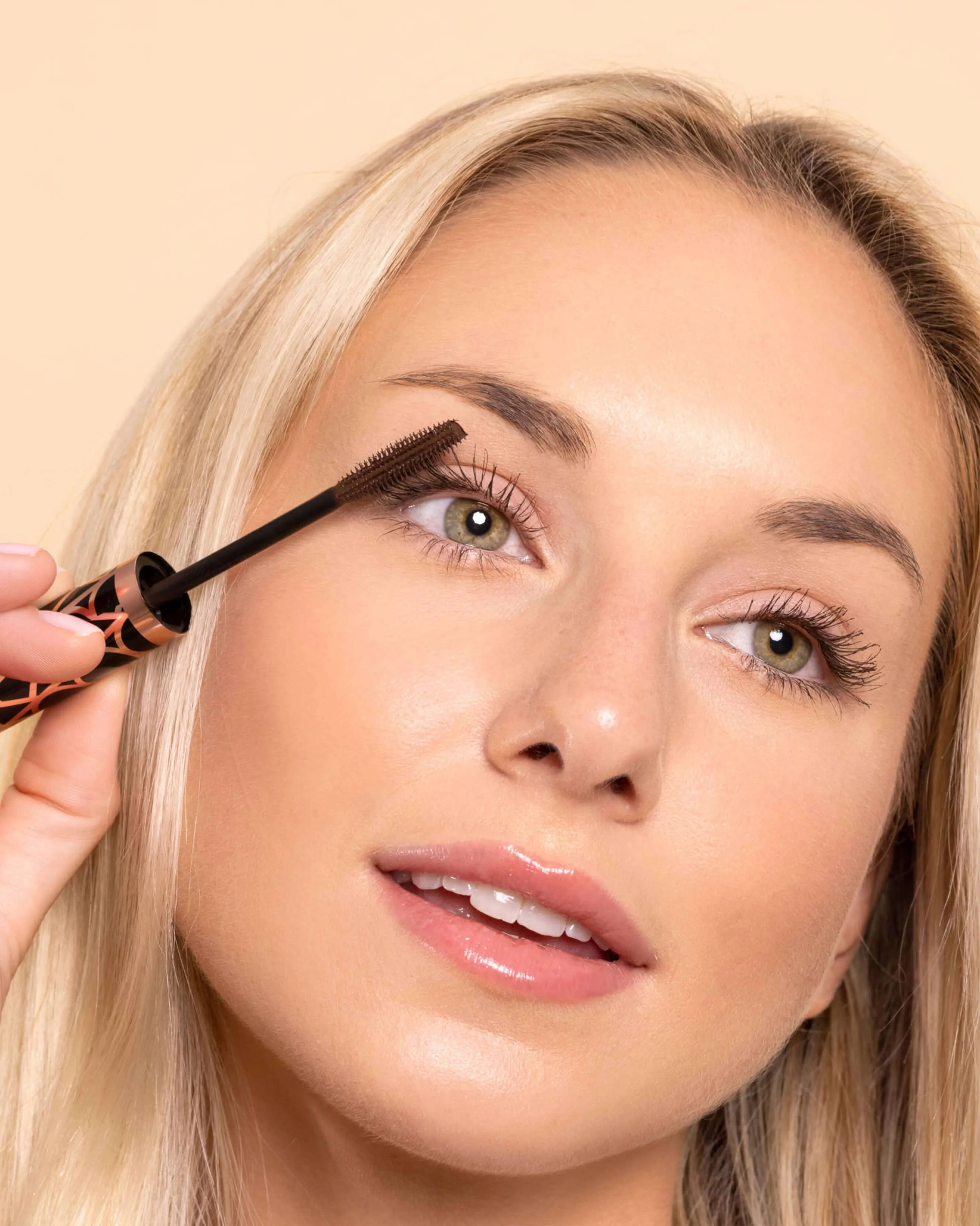 Eyes That TOK - Lash Enhancing Mascara