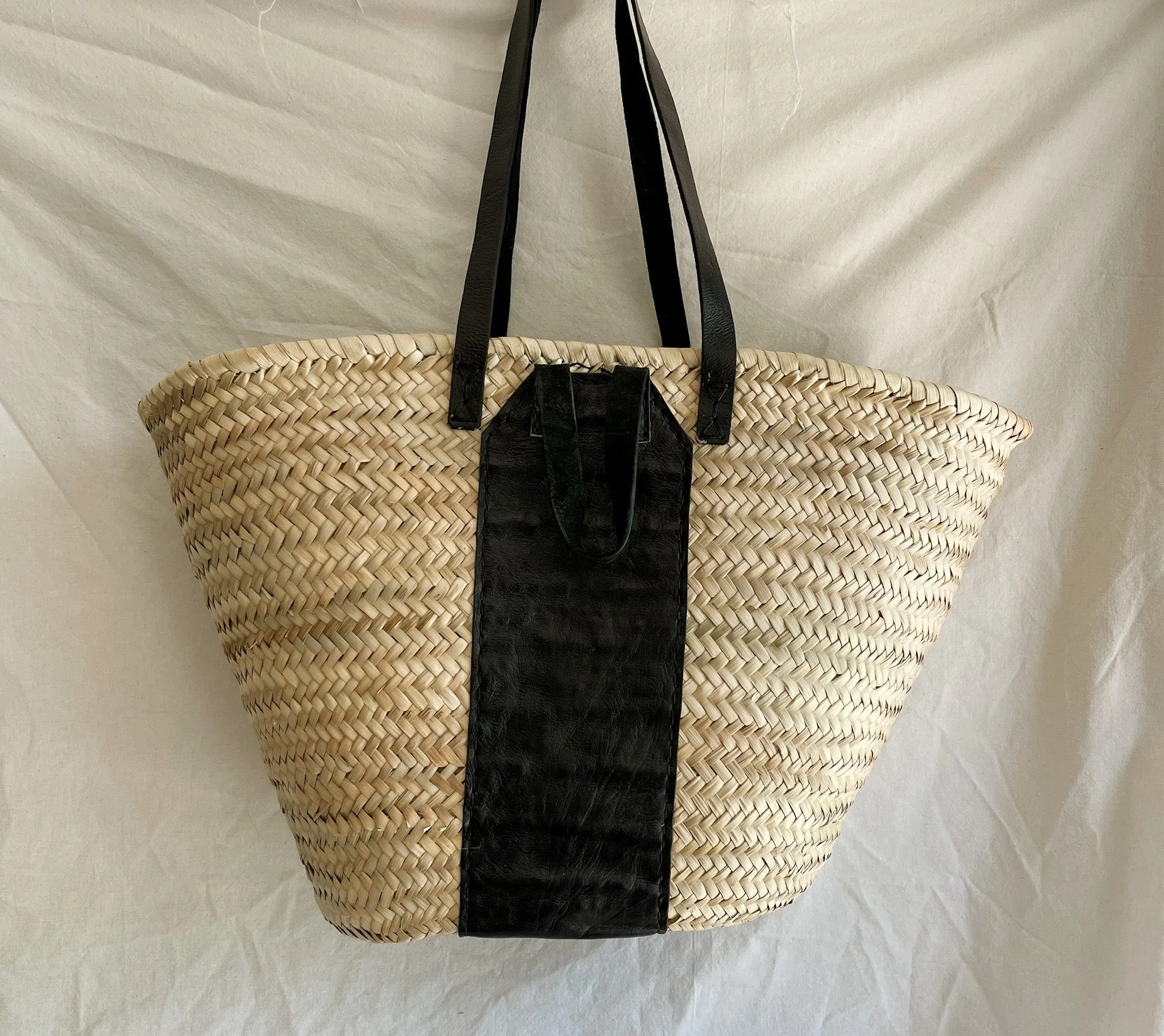 *I'M NOT PERFECT BASKET*  BLACK   BLACK STITCHING