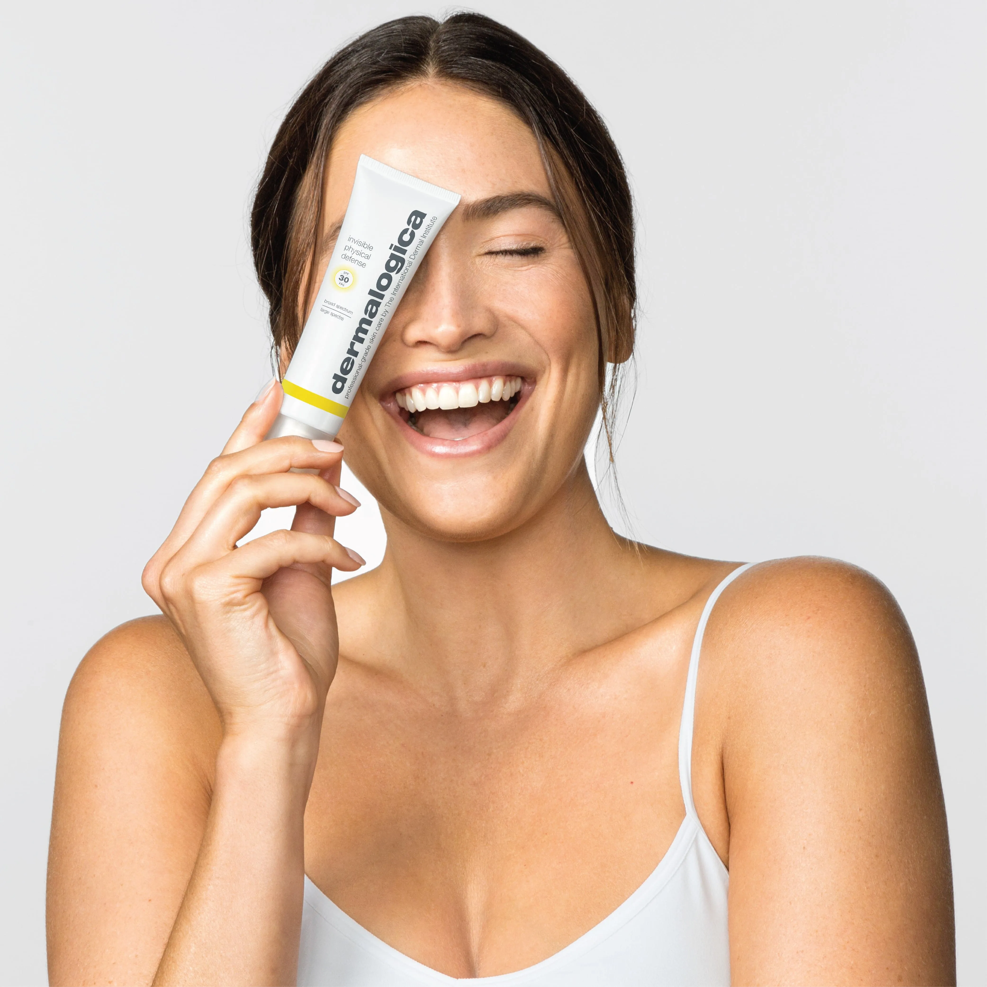 Invisible Physical Defense Spf 30 Sunscreen