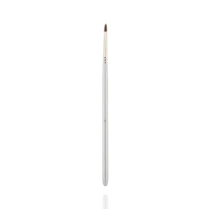 MakeUpMania Line It Brush