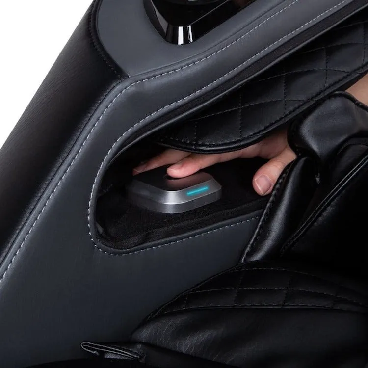Osaki OS Ai Vivo 4D   2D Massage Chair